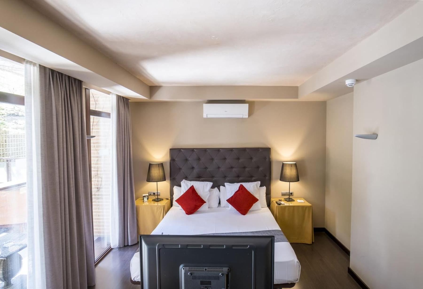 Hotel Alda Castillo De Олите Экстерьер фото
