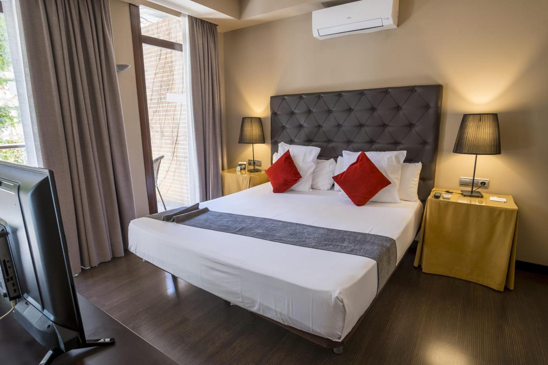 Hotel Alda Castillo De Олите Экстерьер фото
