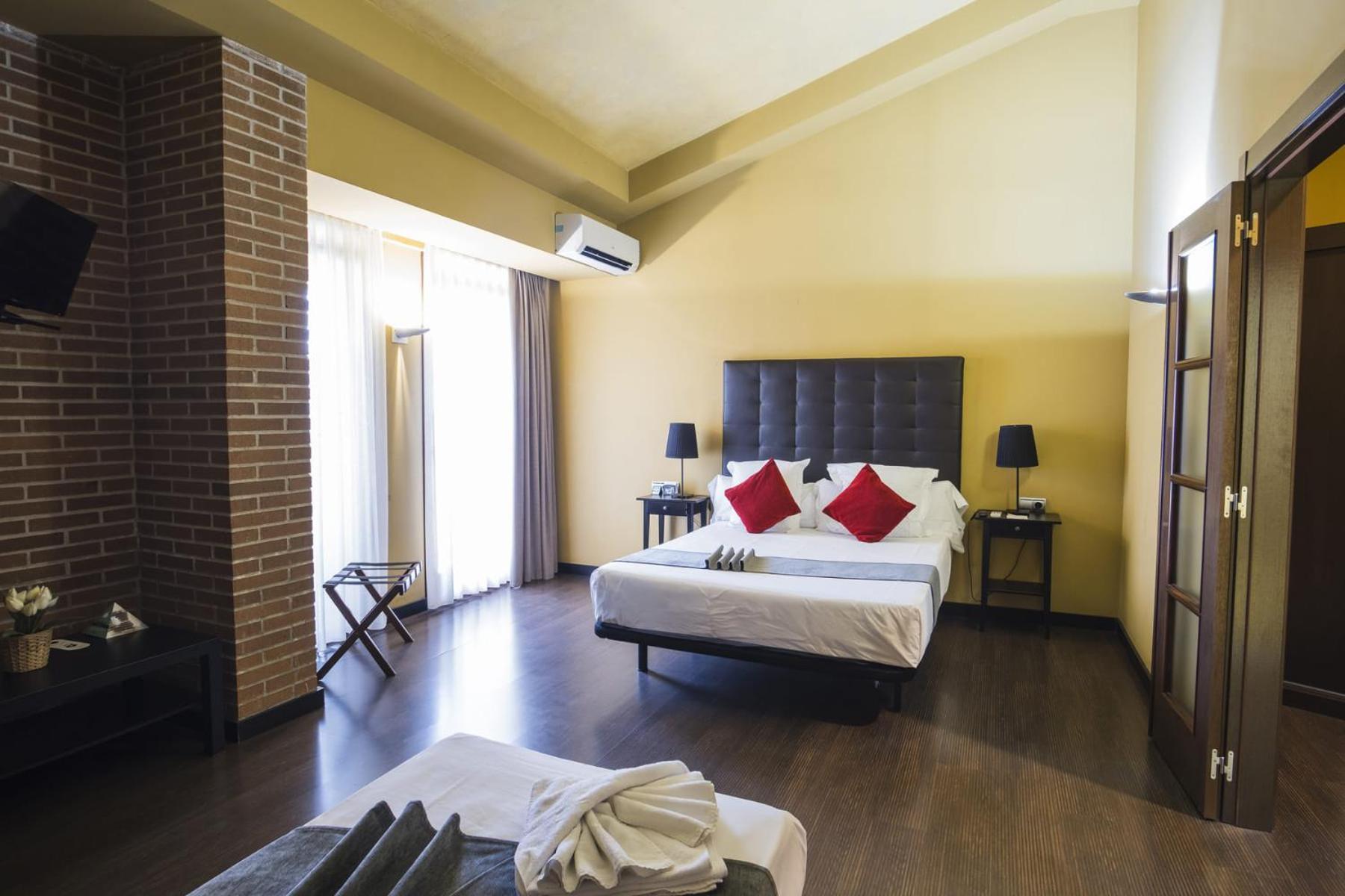 Hotel Alda Castillo De Олите Экстерьер фото
